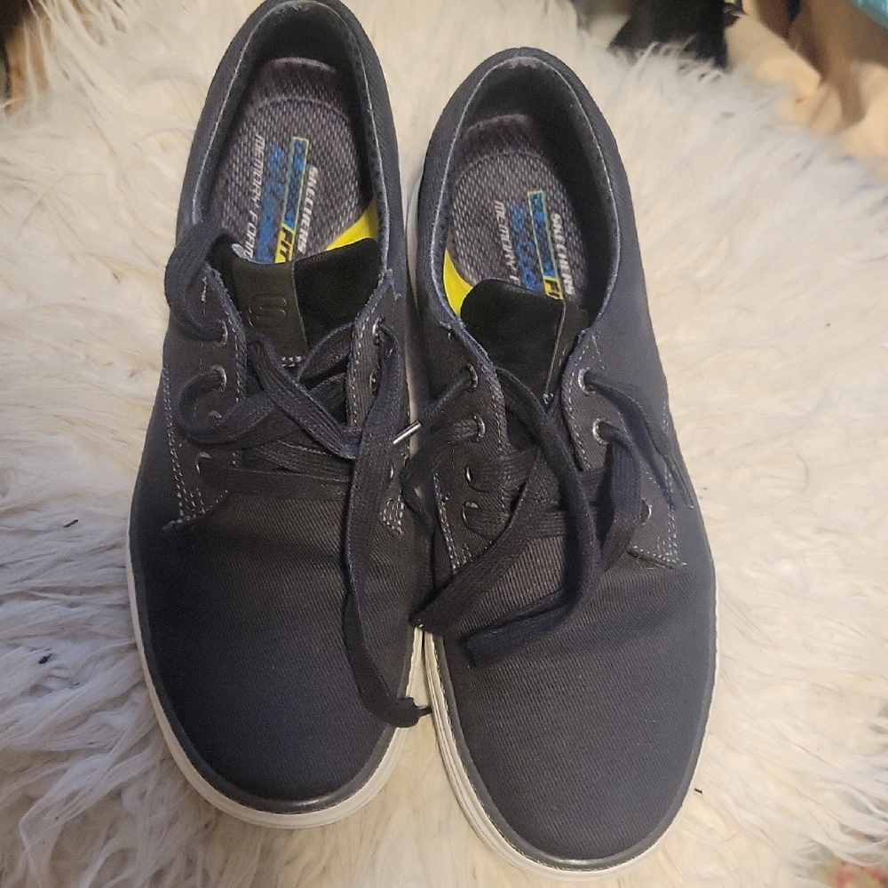 Skechers Men's Black Canvas Sneakers